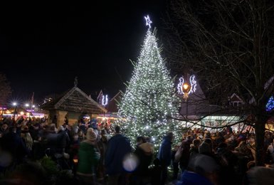 Retirement Villages: helping to illuminate Christmas