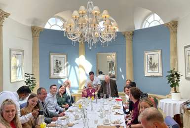 Lunch for the whole family at Thamesfield